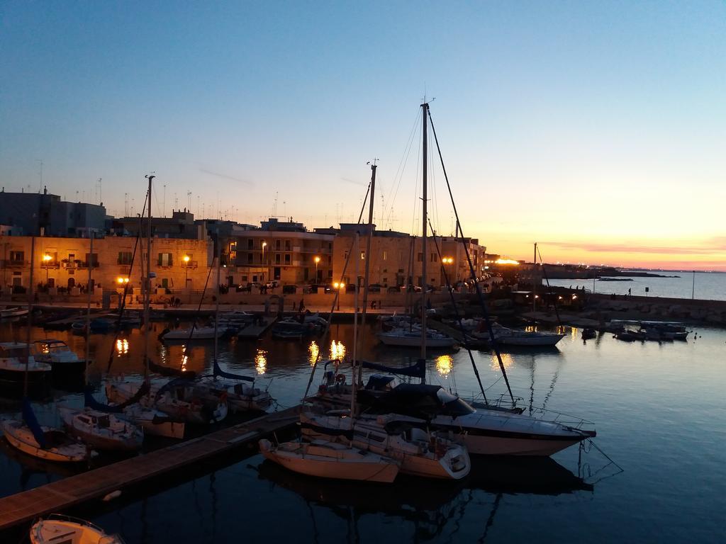 Il Da Vinci Casa Vacanze Giovinazzo Bagian luar foto